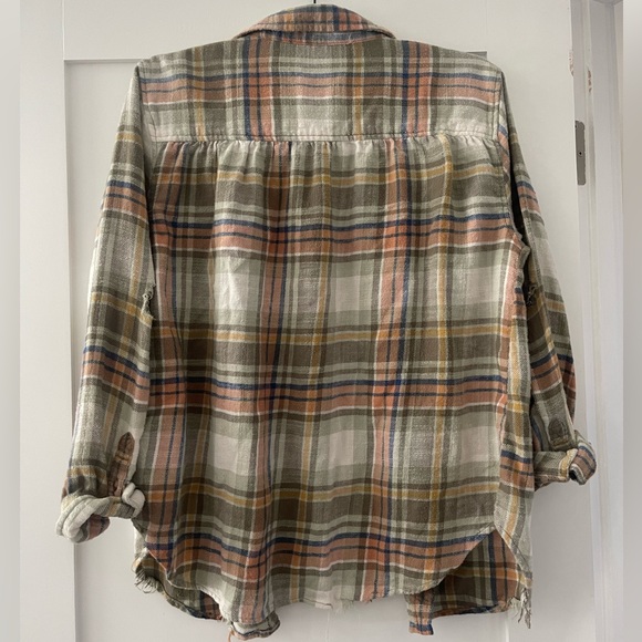 American Eagle distressed flannel - Picture 2 of 7